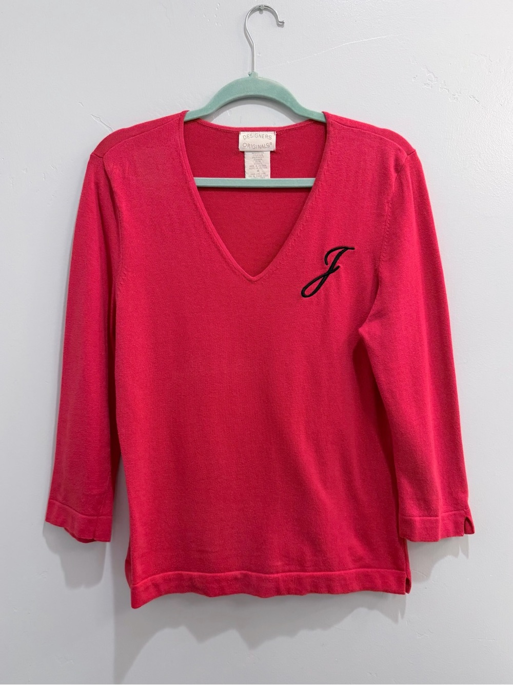 Vintage 90s Designers Originals Red V-Neck Embroidered Monogram J Knit Sweater M - Picture 2 of 9